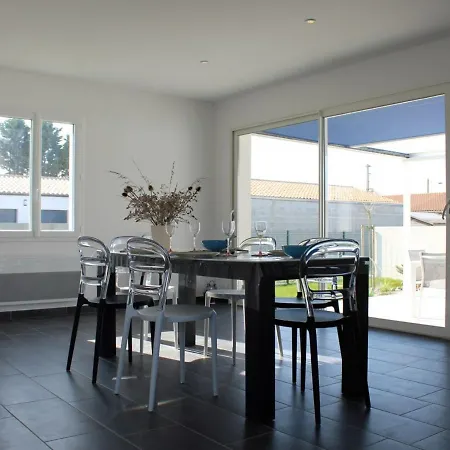 Maison Moderne A Avec Jardin, Terrasse, 5 Couchages, Proche Commerces - Fr-1-246a-12 סן-פייר-ד'אולרון